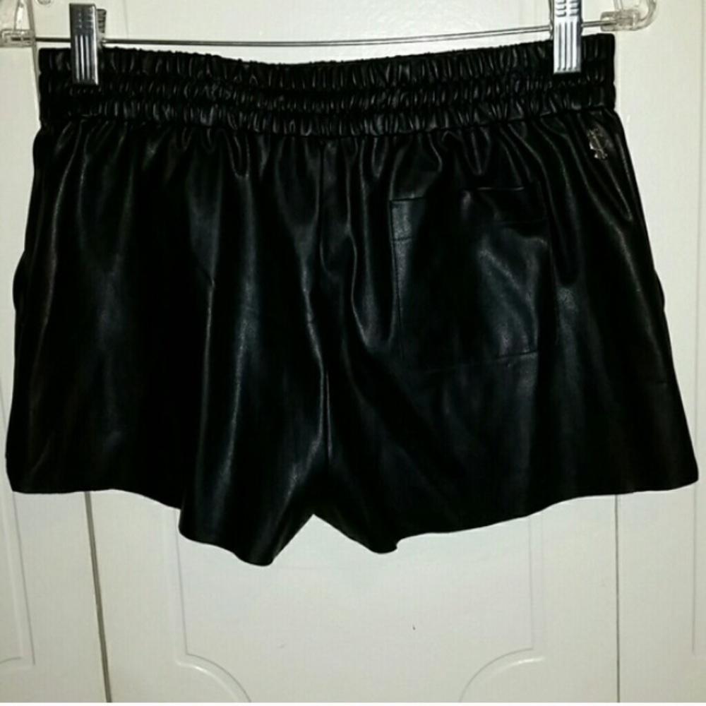 Looking for - Picture 2 of 3